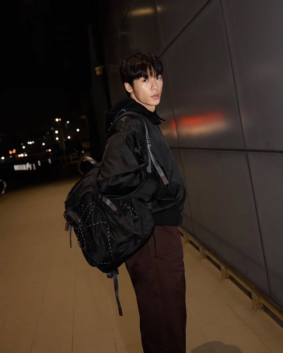 260117 허광한 타이베이🛫밀라노

밀라노 패션위크 프라다쇼 간다고  ͙ᐟ͙ᐟ
