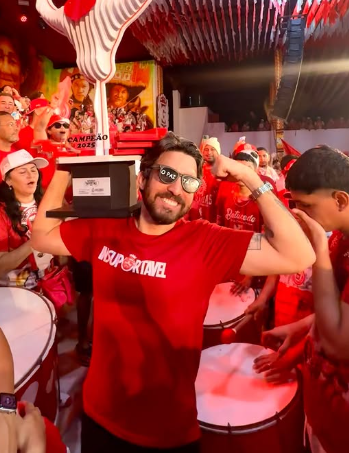 🚨Marciele agora pouco no #BBB26 sobre JP Faria:

''é considerado o melhor devido à sua profunda conexão com a tradição, entrega total, performances históricas, talento nos versos e carisma, sendo um ícone inovador, continuando um legado familiar e honrando o item que representa'