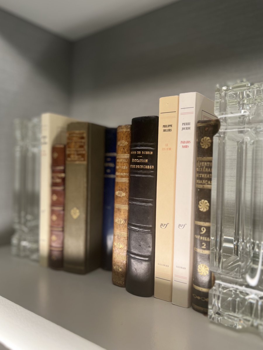 MyntModels's tweet image. The Real Meaning of Quality in Companionship

Companion quality represents the most contested yet essential evaluation criterion. Beauty provides a necessary foundation, but insufficient substance or differentiation. The characteristics distinguishing the highest quality…