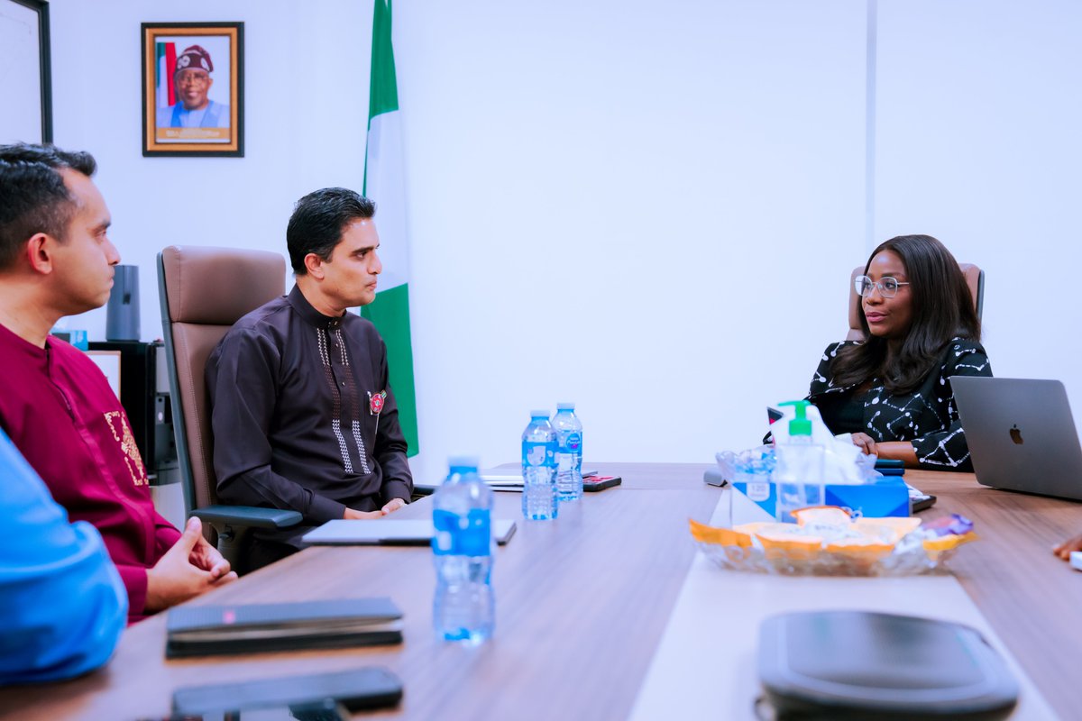 Olu Verheijen tweet media