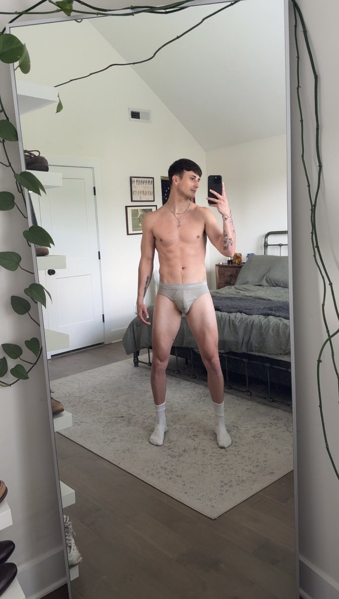 scarson_13's tweet image. 😴😴