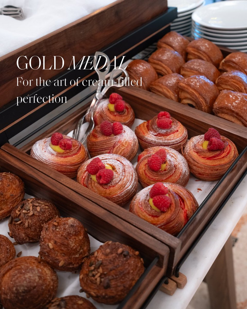 Four Seasons Hotel Milan tweet media