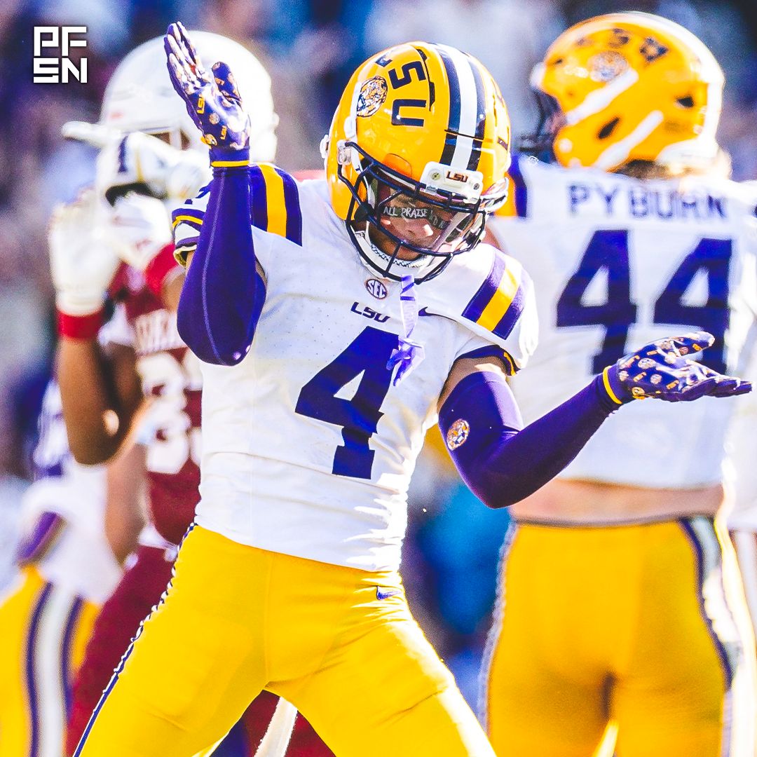 PFSN365's tweet image. The top 🔟 cornerbacks in the 2026 NFL Draft, per PFSN’s Mock Draft Simulator:

🔒 Mansoor Delane, LSU
🔒 Jermod McCoy, Tennessee
🔒 Avieon Terrell, Clemson
🔒 Colton Hood, Tennessee
🔒 Keith Abney II, Arizona State
🔒 Brandon Cisse, South Carolina
🔒 Chris Johnson, San Diego…