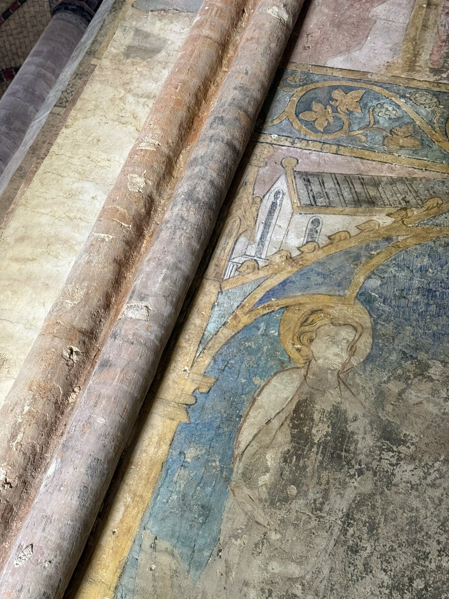 DamienRieu's tweet image. Grandiose. 
Et comme 99% d’entre-vous, je ne connaissais même pas son existence auparavant tellement la France recèle de trésors, alors qu’il serait pourtant l’emblème ou la fierté nationale dans au moins 100 pays du monde.