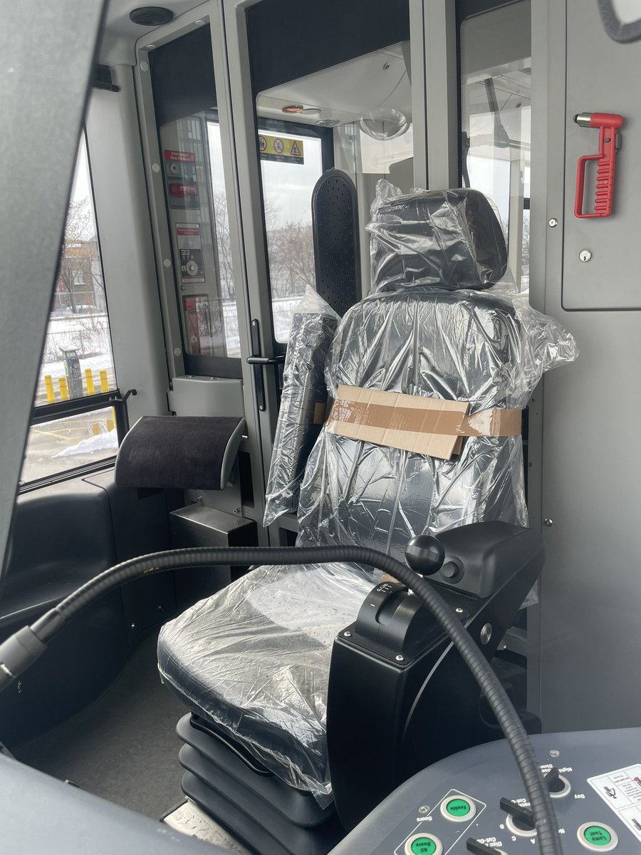 TTC146Eminem's tweet image. Streetcar #4471 is BACK on TTC property after nearly 8 years away! 🚋
Pulled from service after the Aug 2018 storm flood, and now returned better than new — new paint, wiring, stanchions, furniture, everything.

Here’s hoping we keep this one dry 😅

#TTC #Transit #Toronto #tram