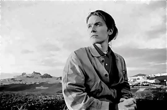 It's seems that I remember
I dreamed a thousand dreams
We'd face the days together no matter what they'd bring
💗