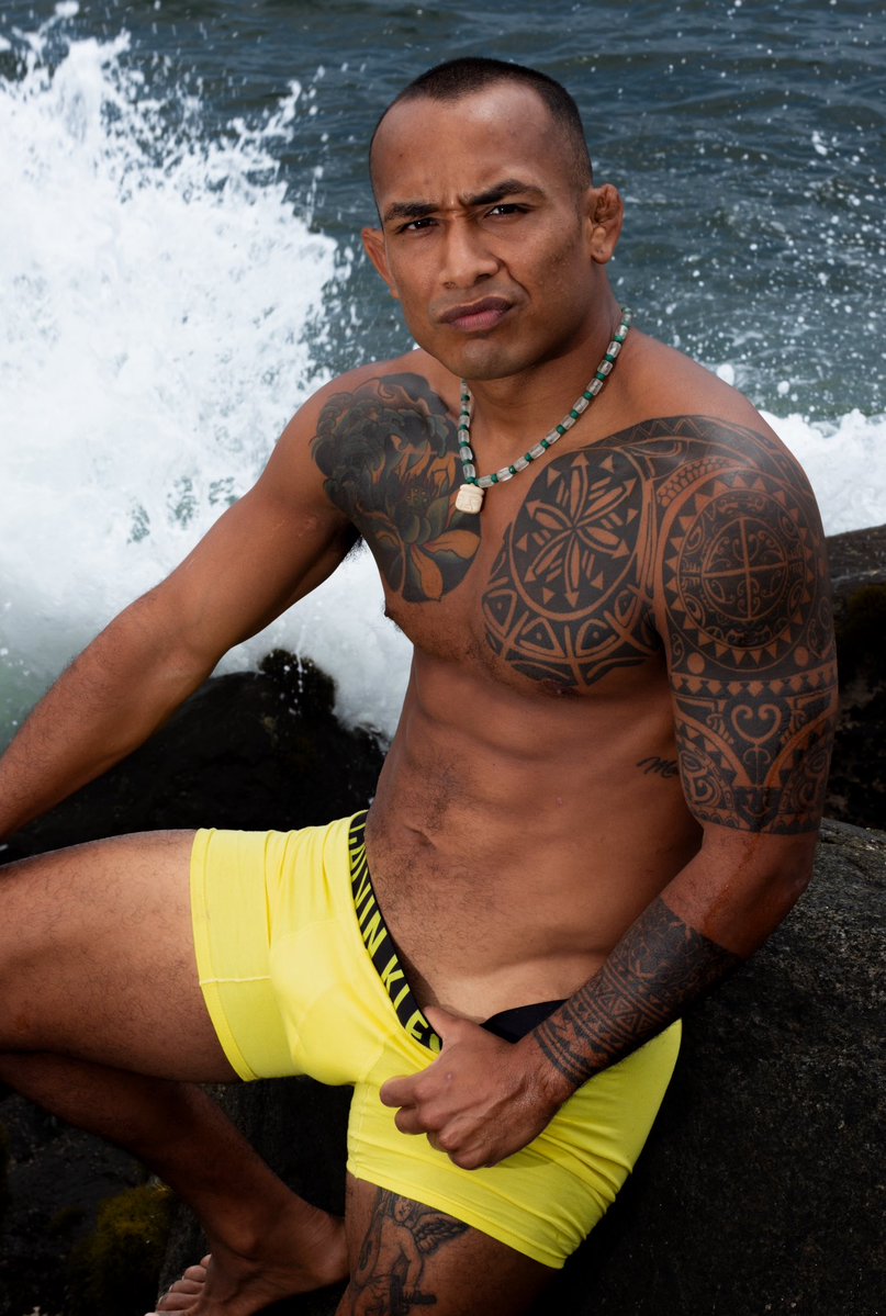 CholozPe's tweet image. 🥊 Sol, playa y Renato, peleador de MMA, lambayecano, de 28 años.

➡️ Mira sus nuevas fotos aquí: patreon.com/posts/renato-1…