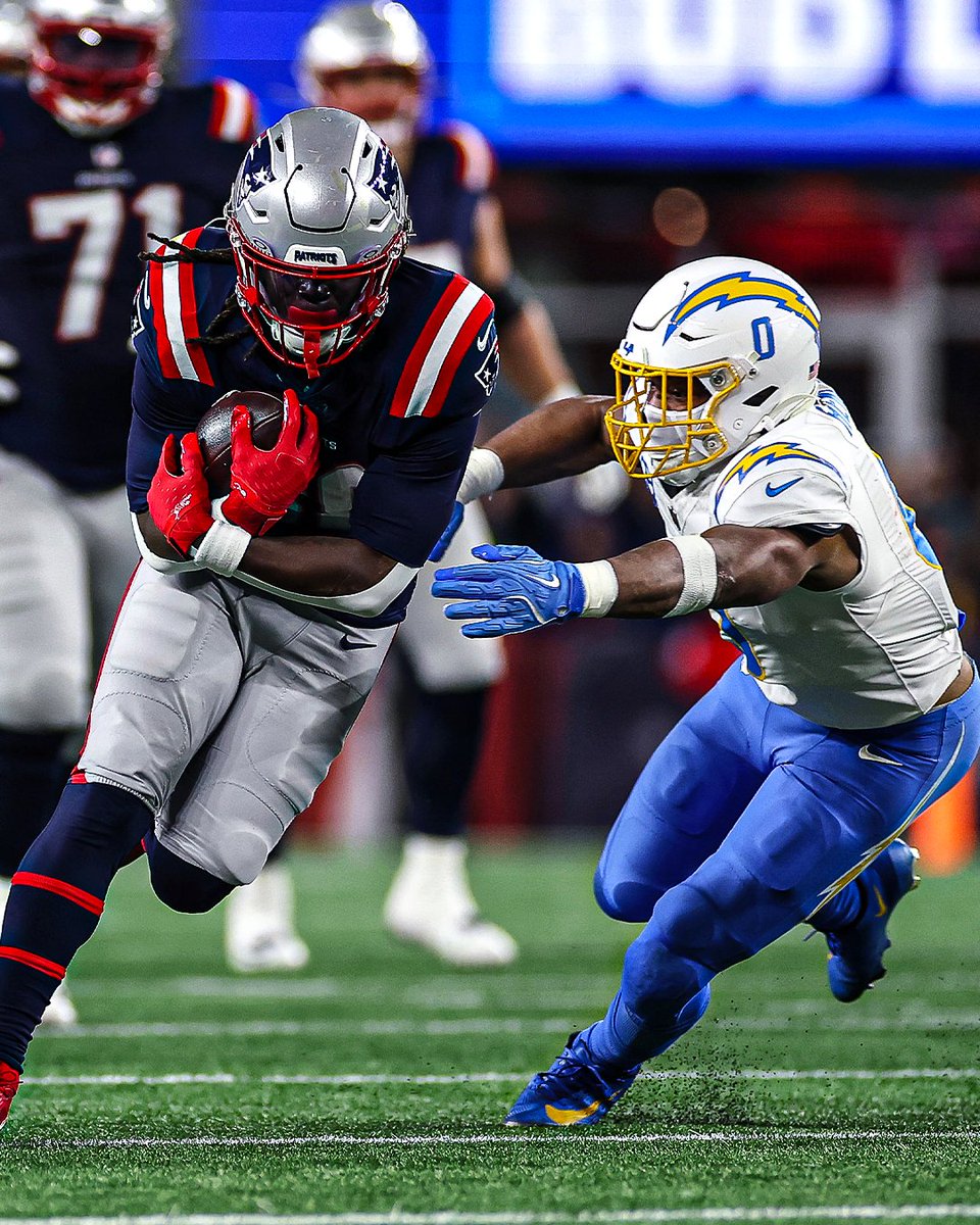 DraftKings's tweet image. NFL playoffs tackle leaders so far:

13-Daiyan Henley: LAC
11-Craig Woodson: NE
11-Garret Wallow: SF
10-Eric Kendricks: SF
10-Patrick Queen: PIT
10-Kam Curl: LAR
10-Nate Landman: LAR
9-Christian Rozeboom: CAR
9-Jaquan Brisker: CHI
9-Nick Scott: CAR
9-Claudin Cherelus: CAR

👀💥