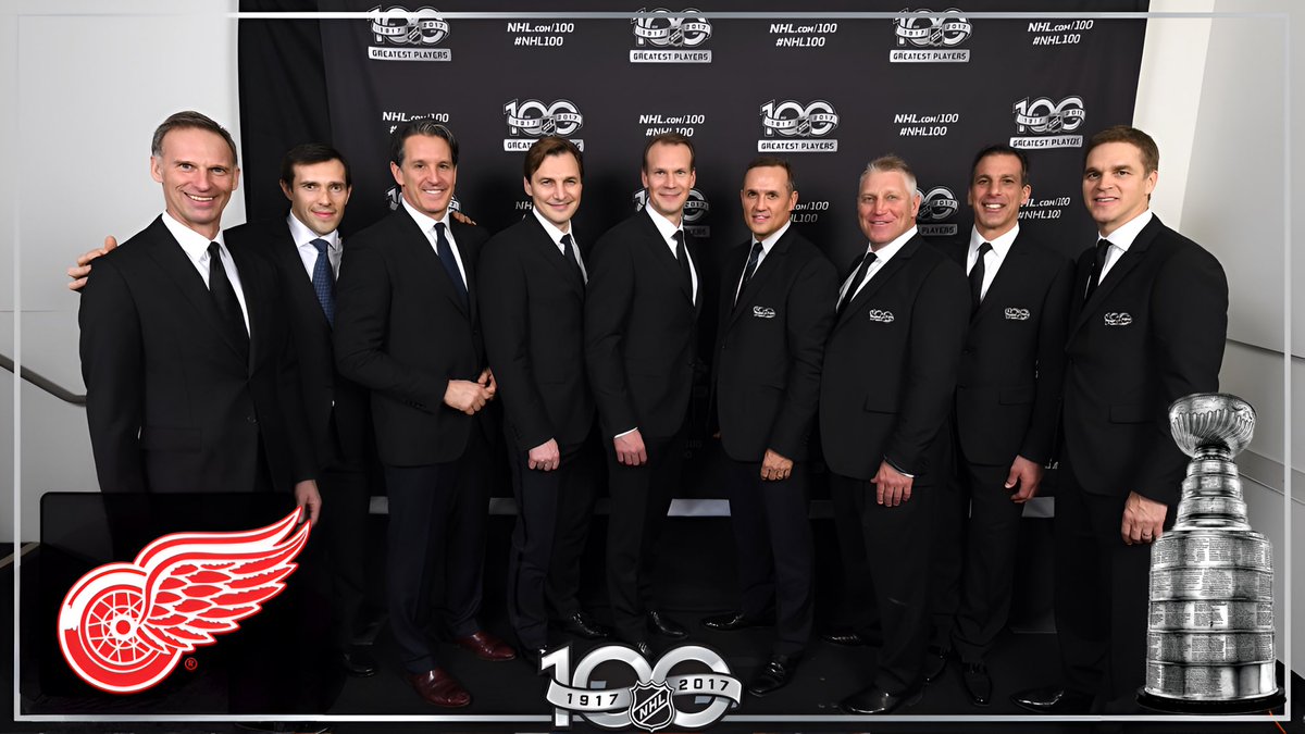DarkoStateNews's tweet image. In 2017, the NHL ranked the best 100 players in league history.  

Commissioner Gary Bettman invited all living “NHL 100” honorees to a ceremony, and 9 members of the 2002 Detroit Red Wings showed up.