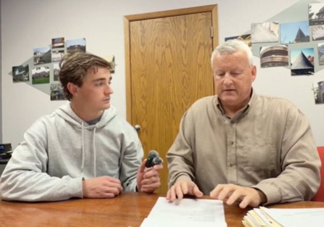 CharlieK_news's tweet image. 🚨 WOW. Look at this:

ABC: ~3,100 employees
MSNBC: ~800
PBS: ~600
CBS: ~2,500
CNN: ~3,300
New York Times: ~5,900
Washington Post: ~3,800
Associated Press: ~4,300

That’s over 24,000+ people in “legacy media”…

And yet Nick Shirley + David have exposed more corruption than ALL…