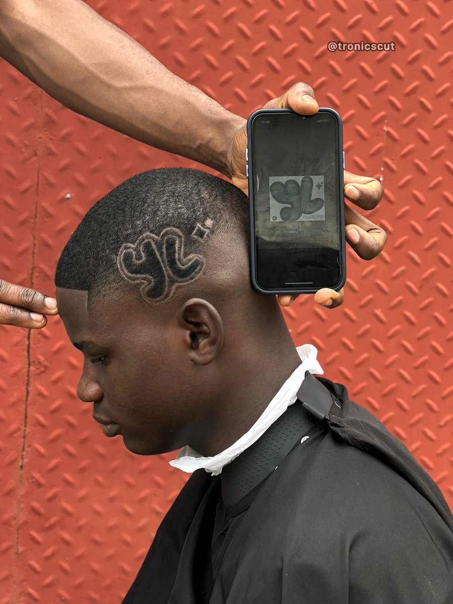 tronicscut's tweet image. I created this work of ART for the love of “YL”, Yhemolee❤️🙌