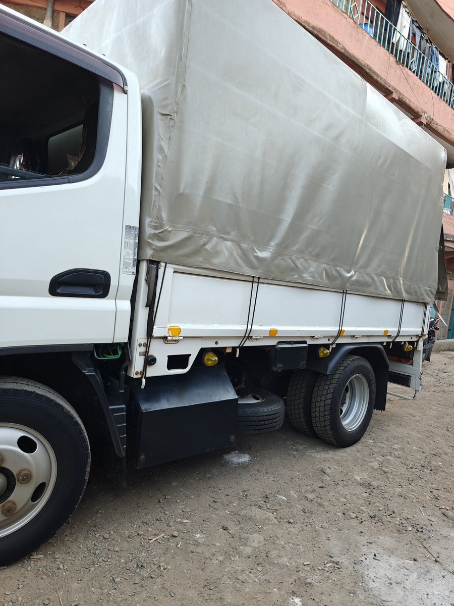 Humphrey Creates tweet media