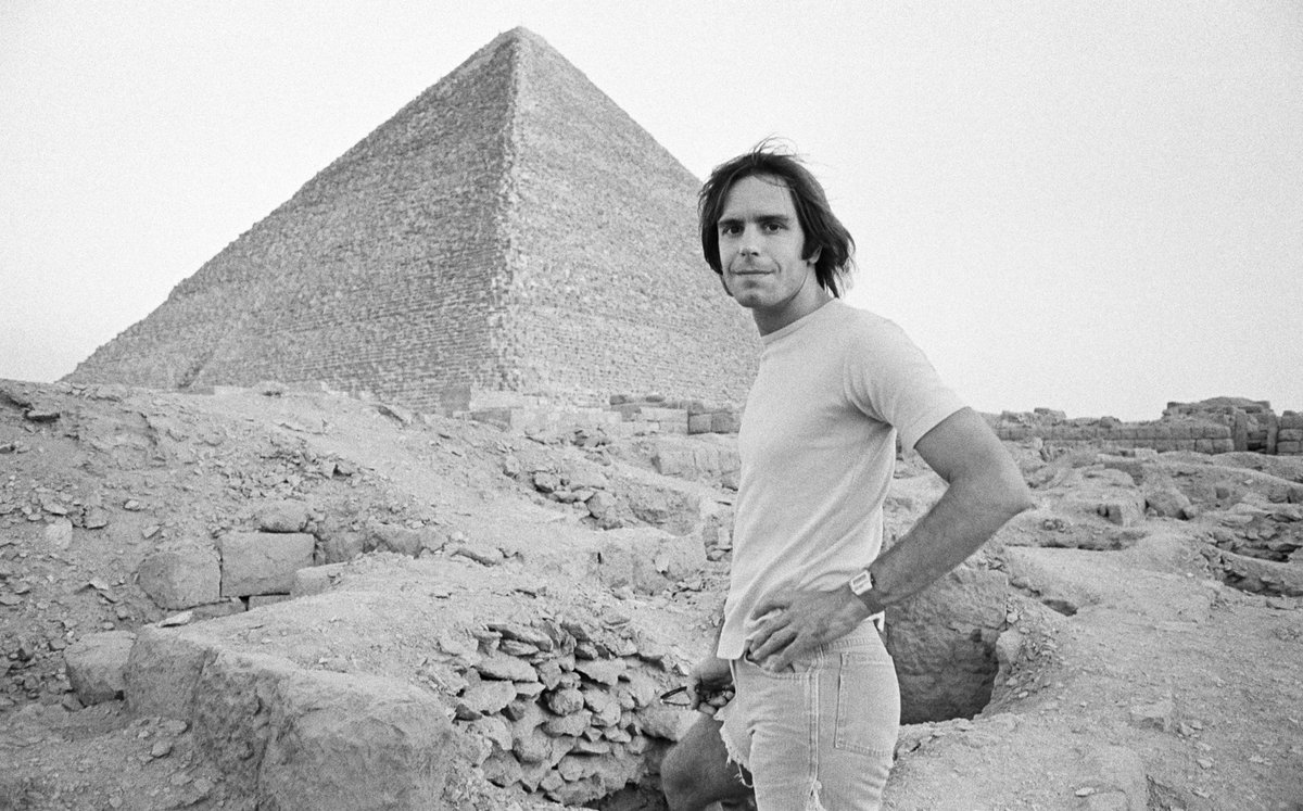 nugsnet's tweet image. Bobby Weir: The Music Never Stops ⚡️ Listen to the full 7.5 hour playlist, now streaming in the app. 

Over the course of his legendary 60-year career, Bobby Weir spent more time on stage playing music more than any person in recorded history. With his passing, we honor a…