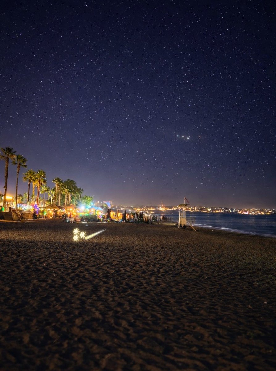 selineith's tweet image. Gecenin Yıldızı: 𒀯💫