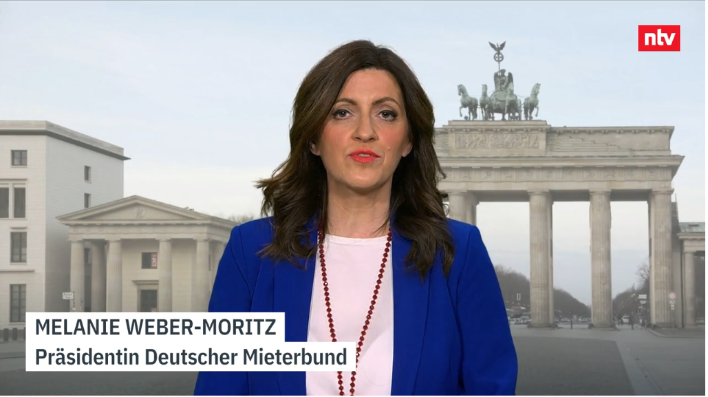 Wir haben bundesweit nur rund eine Million Sozialwohnungen, Tendenz sinkend, erklärt unsere Präsidentin <a href="/mwebermoritz/">Melanie Weber-Moritz</a>  <a href="/ntvde/">ntv Nachrichten</a>. Wir brauchen mindestens bis 2035 zwei Millionen Sozialwohnungen und zusätzlich bezahlbare Wohnungen. 👉 n-tv.de/wirtschaft/Stu…
