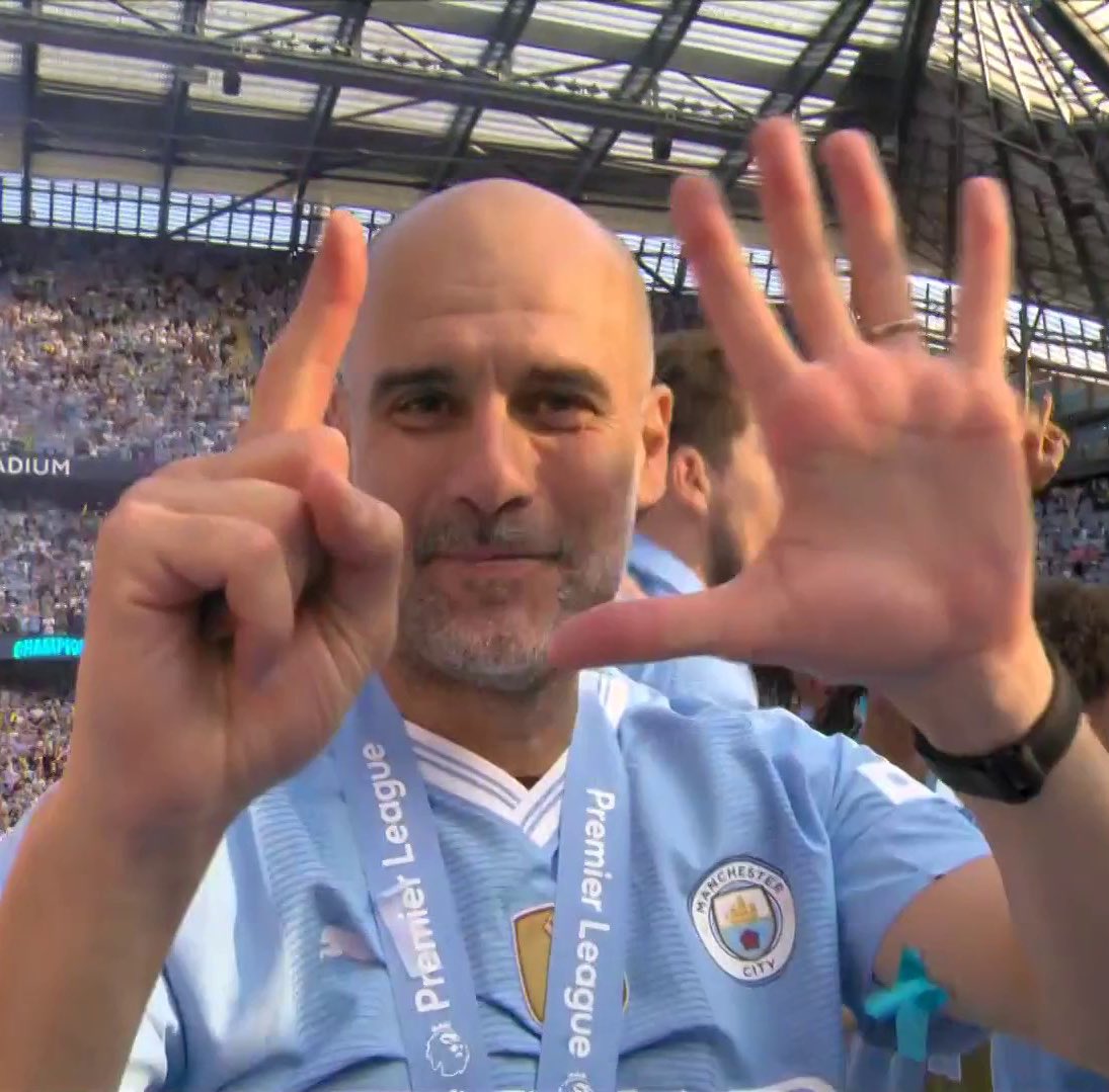 CitehSide's tweet image. Guehi + Semenyo = £80m
Eberechi Eze = £70m

Cherki + Donnarumma = £55m
Noni Madueke = £55m

Net spending by Mikel Arteta since 2019 = £718m

Net spending by Pep Guardiola since 2019 = £198m

All the Arsenal fans crying on the platform, either use your brains or go fuck yourselves