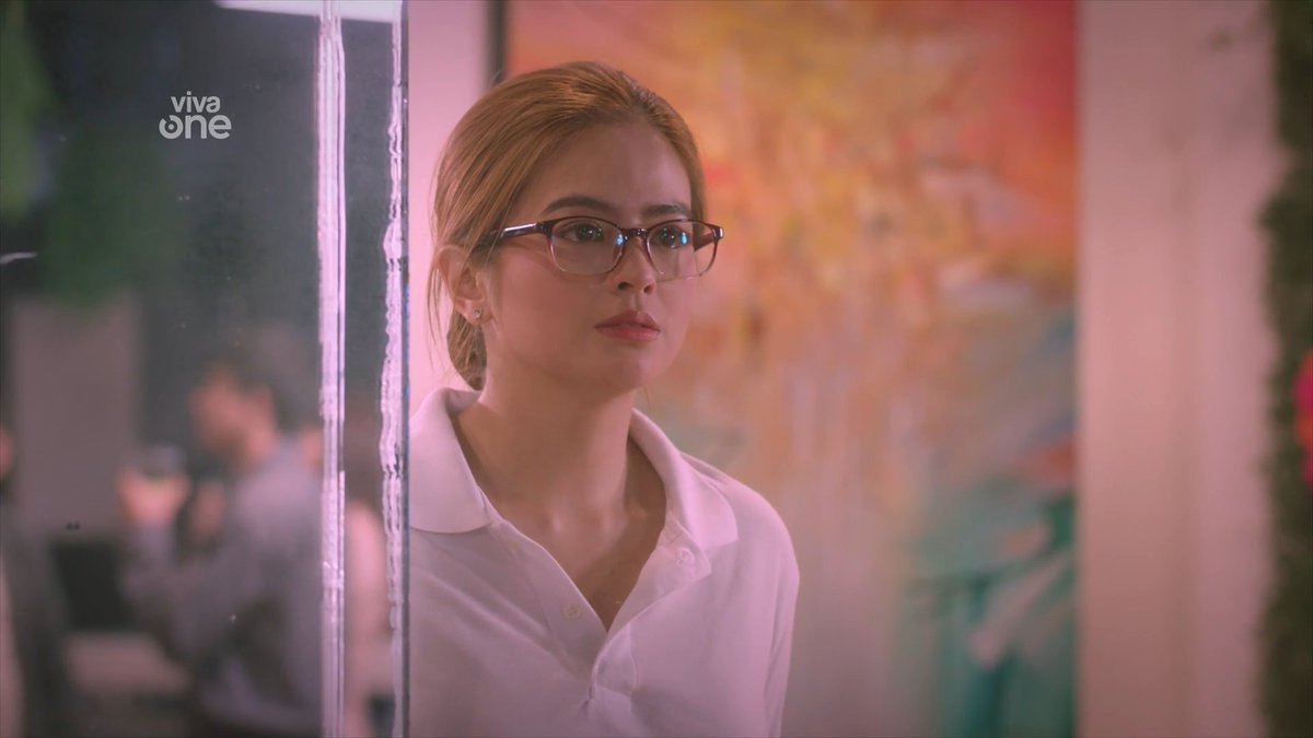 hmsytical's tweet image. Arkin’s performance hits right after the speech, perfectly mirroring Via’s internal conflict. Hope vs fear, growth vs attachment? Ito ba 'yung sinasabi nilang lason ang pag-ibig sa "mga" taong puno ng pangarap??? 🥹

(gsot screenplay remains top-notch!!!)

#GSOTAngAtingWakas