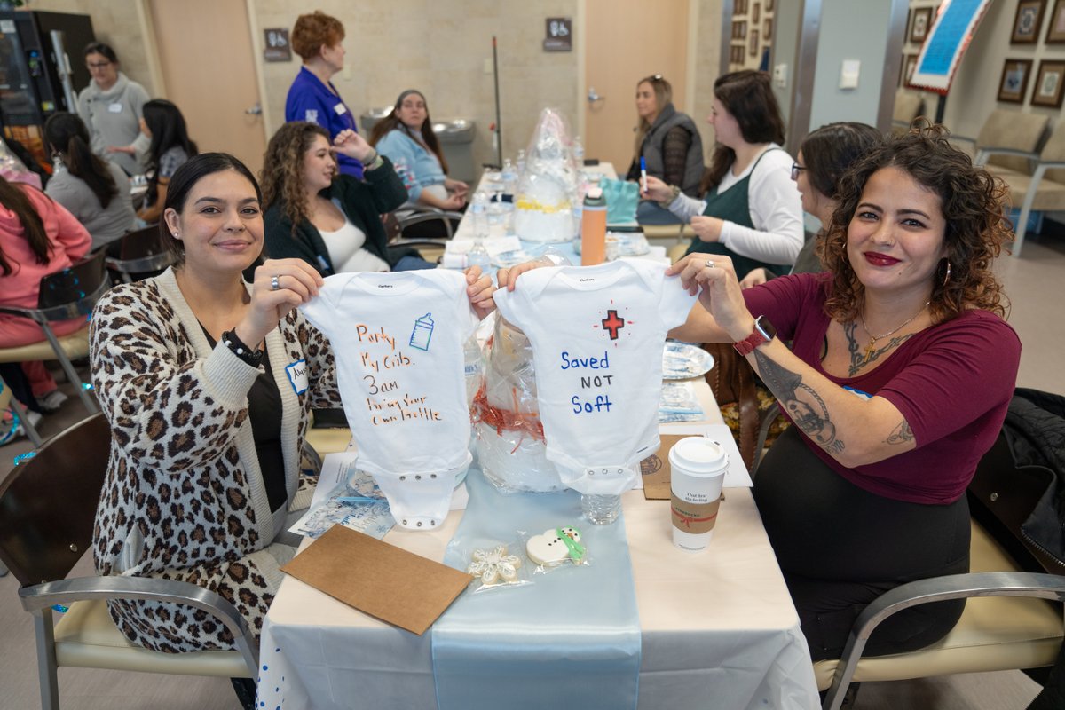 ClevelandVAMC's tweet image. Parma VA Clinic hosted a "Baby It's Cold Outside" Veteran Baby Shower! ❄️ Honoring our maternity Veterans with essential baby items. Thanks to Civic Engagement and community organizations! 💙 #VeteranSupport #CommunityStrong #ParmaOH #VAShower