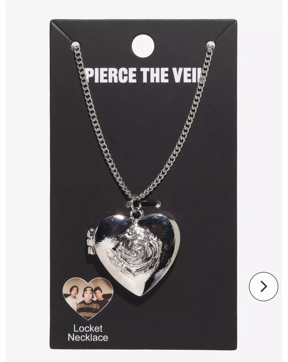 sheslikeabullet's tweet image. i’ve been dreaming about a fucking necklace like this.. please.. don’t tease me.
