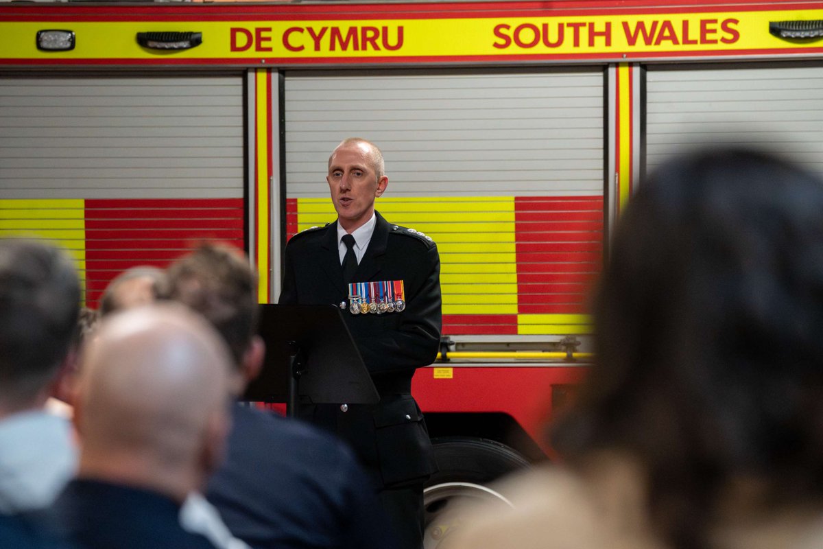 South Wales Fire and Rescue Service tweet media