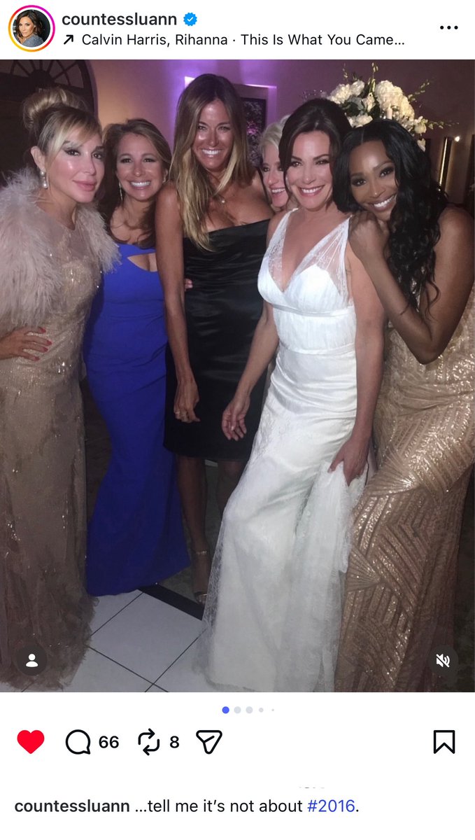 gibsonoma's tweet image. Luann posting a photo from her and Tom’s wedding in her 2016 photo dump 😭 #RHONY