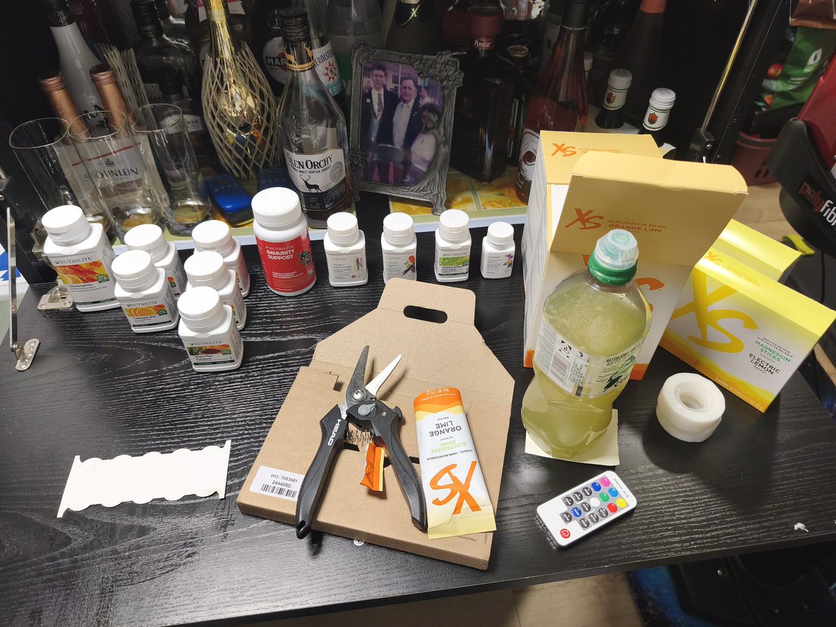 TSTmember's tweet image. #Network21 #XS #Nutrilite #AlwaysReadyToServe #YouBreakThemWeFixThem #PadelDome #Lacoste