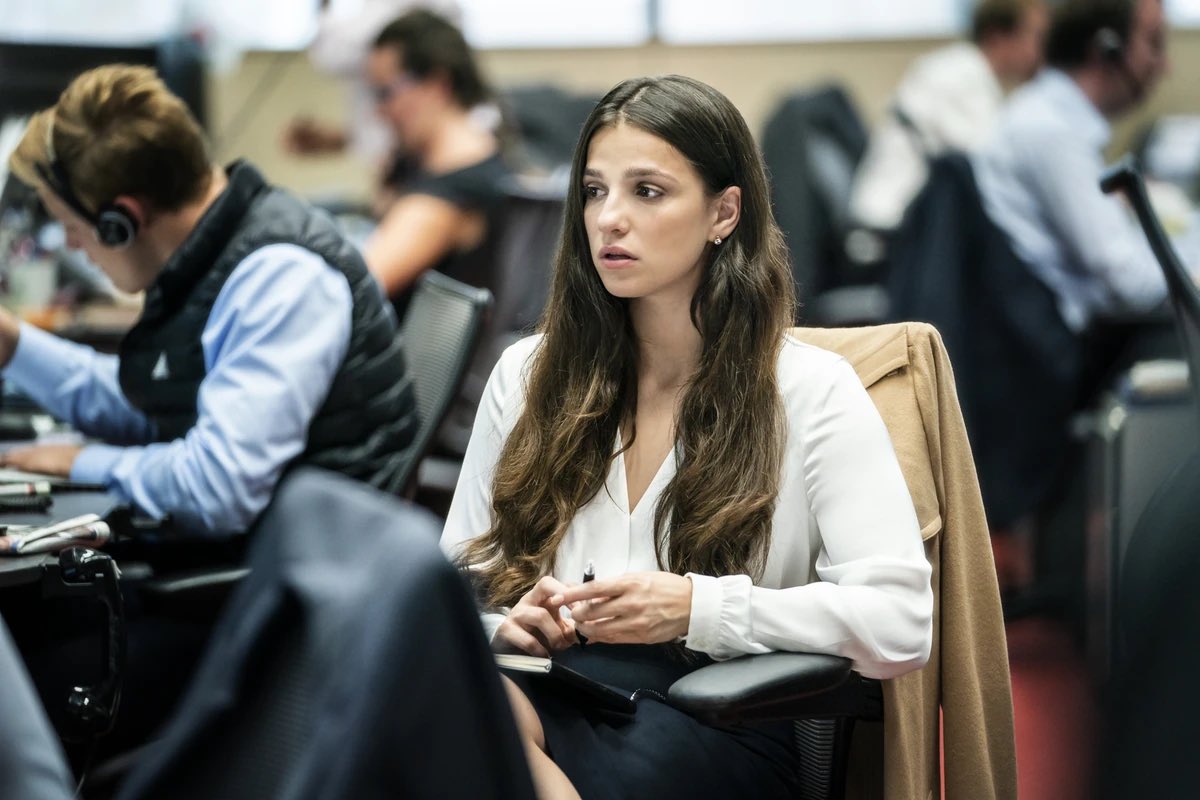 soggystyrofoam's tweet image. MEET POTENTIAL BANKER

0 DEALS CLOSD 
0 CLIENTS SATISFIED
7 LANGUAGES SPOKEN

GIVE ME LIBERTY GIVE ME FIRE GIVE ME MARKET MANIPULATION OR I RETIRE