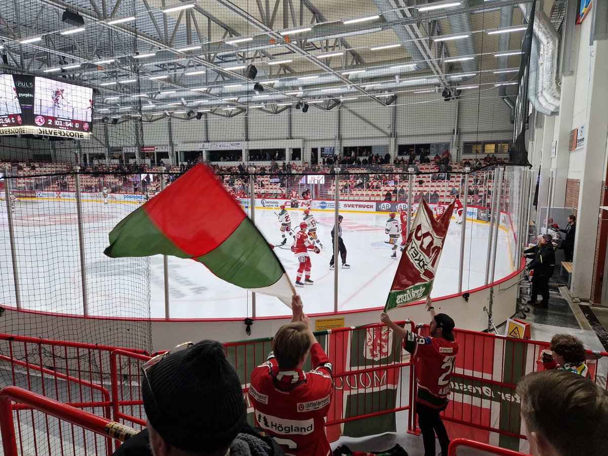 carlstrm6's tweet image. Nu vill vi se lite jävlaranamma i tredje! #modose