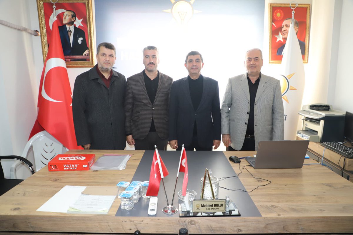 DMustafaErdogan's tweet photo. 📍 HASSA

İlçe Başkanımız, Belediye Başkanımız, İlçe Koordinatörümüz ve teşkilatımızın katılımıyla İlçe Yönetim Kurulu Tanışma ve İstişare Toplantımızı gerçekleştirdik. https://t.co/ZjOl8nYpYR