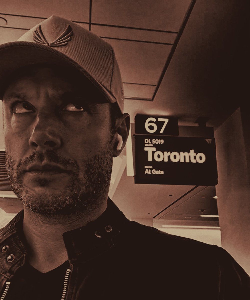 markmeachu's tweet image. 