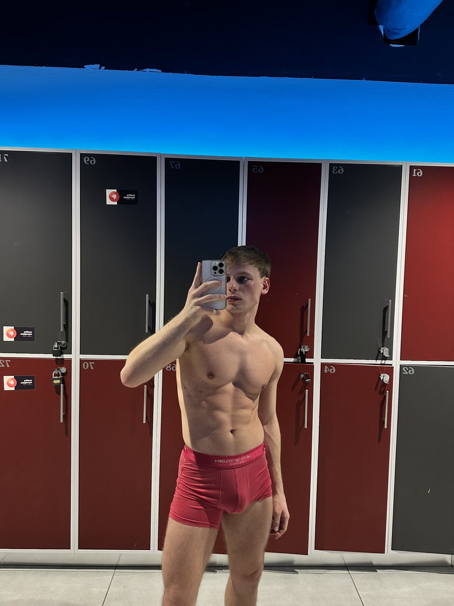 ben_kamill's tweet image. Pinkie 🌸