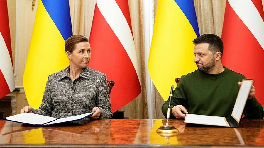 🔘EXCLUSIVE -🤡🇺🇦🤝🇩🇰Ukraine is obliged to defend Denmark in case of a US attack. And this is not a joke

If the US decides to take Greenland by military force, Ukraine will be required to defend it with its own forces. And this is not a joke.

On February 23, 2024, Denmark and