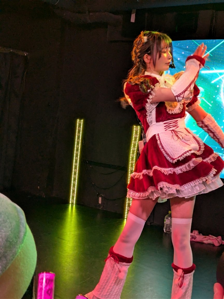 #もんが可愛くてごめん
もんちゃん写判有難う☺️(2)
2025.12.25
『もんのクリスマス2025』
日本一楽しいクリスマスパーティー
BUZZ LIVE 赤坂

ズキゴンの画像は
#もん <a href="/mon3dayo/">もん @2月8日 生誕祭！㊗</a>
#もか <a href="/mk_dolife/">もか【アイドルのいる生活】</a>
皆様のご迷惑にならないようご使用・保存下さい。宜しくお願いします🤗
#立花萌香
#アイドルのいる生活