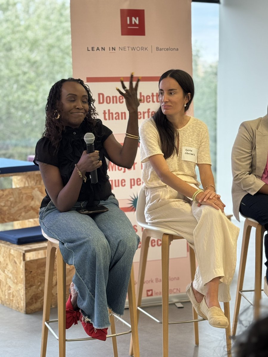 LeanInBCN's tweet image. Today we are #BackToBold with @RachelSThomas leading an interesting event where entrepreneur women are sharing their diverse journeys and their real stories #leaninbarcelona #lidera