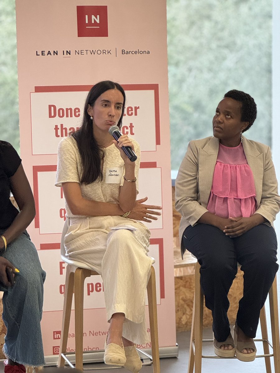 LeanInBCN's tweet image. Today we are #BackToBold with @RachelSThomas leading an interesting event where entrepreneur women are sharing their diverse journeys and their real stories #leaninbarcelona #lidera
