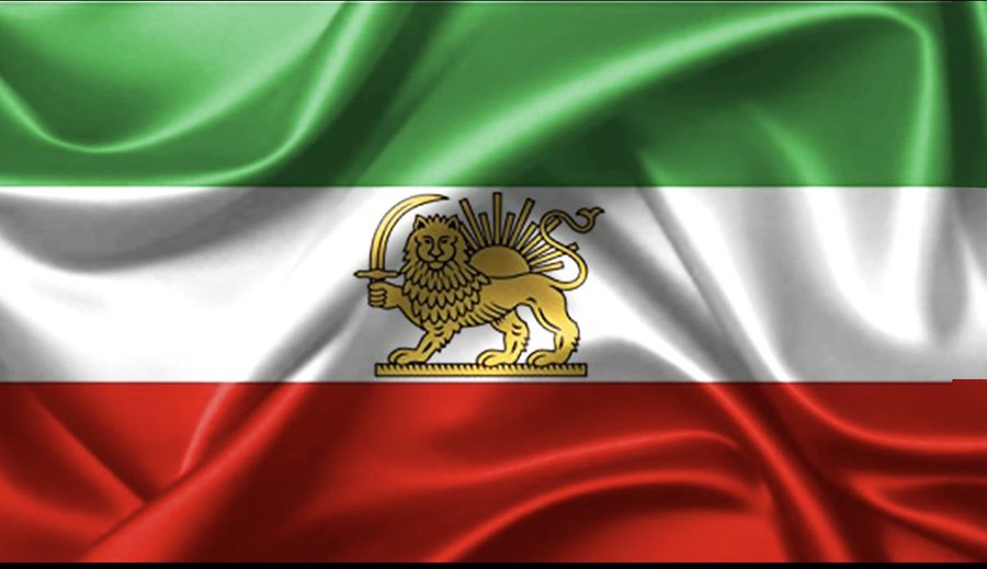 <a href="/ManotoNews/">اتاق خبر منوتو</a> هشتاد میلیون ایرانی هم بیان بیرون بدون
#پرچم_شیر_و_خورشید
عملا بی‌فایده هست
#فرزندان_پرچم
#گفتمان_پیشرو 
x.com/SamanthaIrani/…