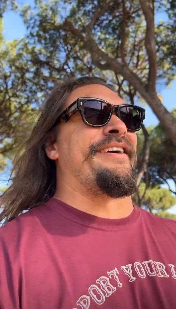Jasonmo52's tweet image. How.many likes can this picture gets ❤️#jasonmomoa