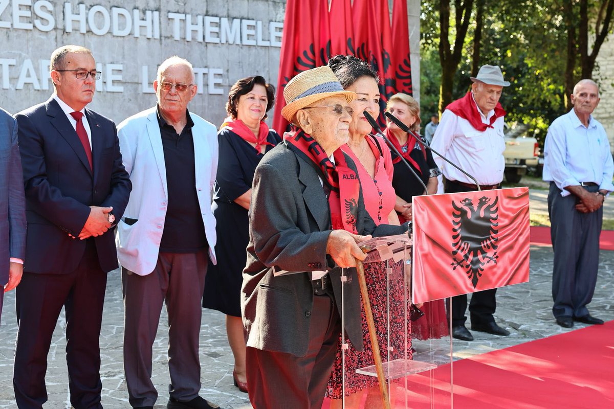 Megi Fino tweet media