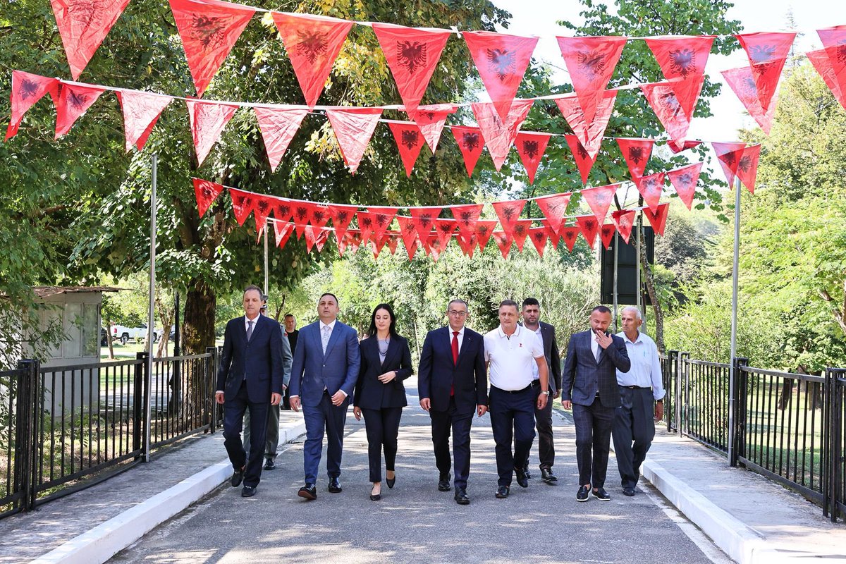 Megi Fino tweet media