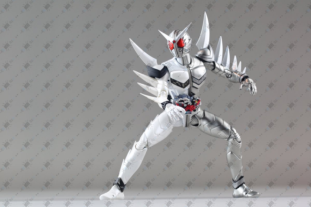 im_mRb_'s tweet image. S.H.Figuarts（真骨彫製法） 仮面ライダーW ファングトリガー（風都探偵アニメ化記念）

S.H.Figuarts（真骨彫製法） 仮面ライダーW ファングメタル（風都探偵アニメ化記念）

#仮面ライダー

#風都探偵

#仮面ライダーW 

#ニチアサフィギュア改造部

#造って遊ぼ