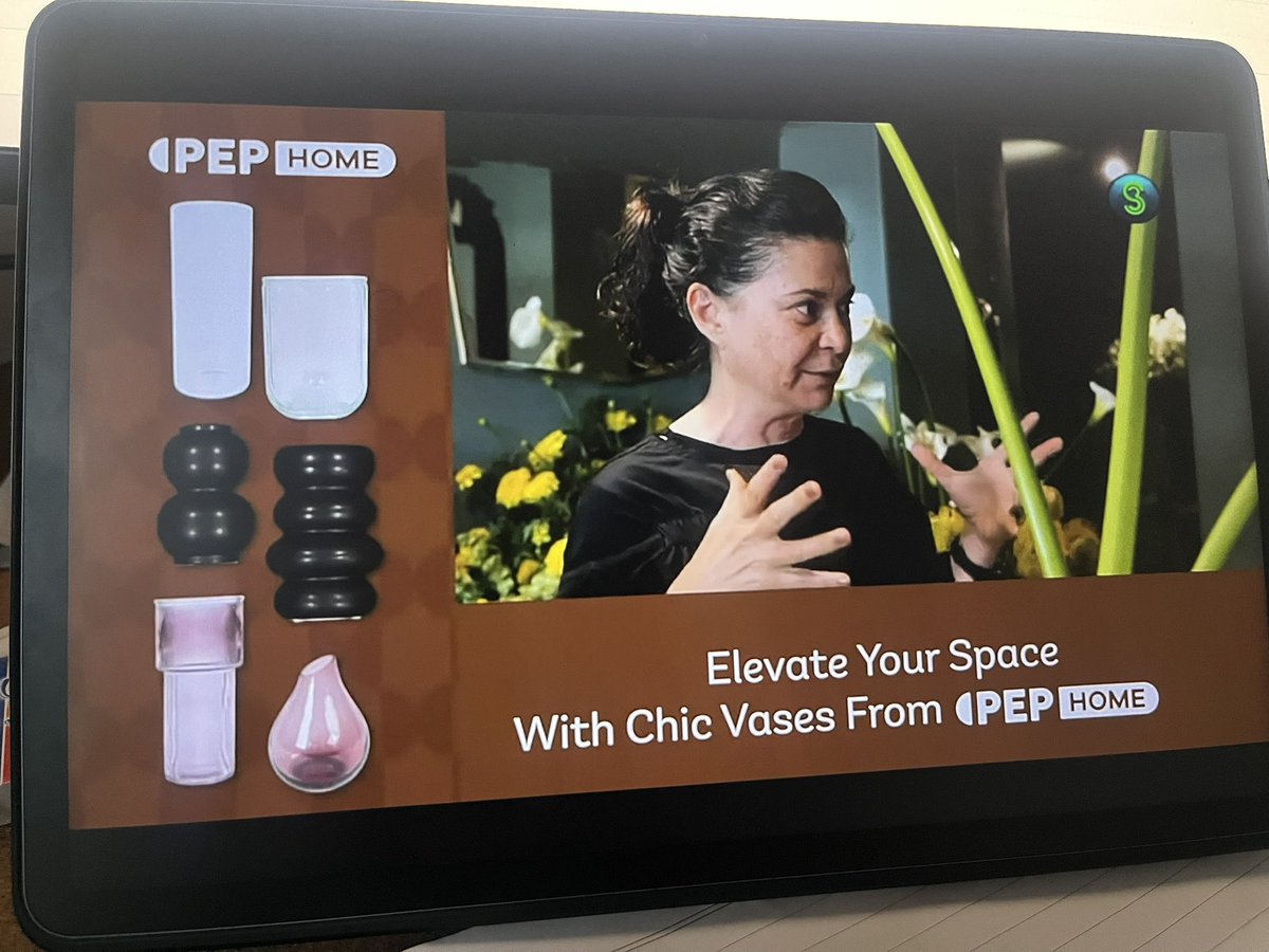 sipheshezie's tweet image. Spring is all about blooming flowers. 💐  Carishma takes us to a floral masterclass using #PEPHOMEExpress products to give your home a beautiful touch of nature. Hope you stole some tips! 🤭 #AfternoonExpress