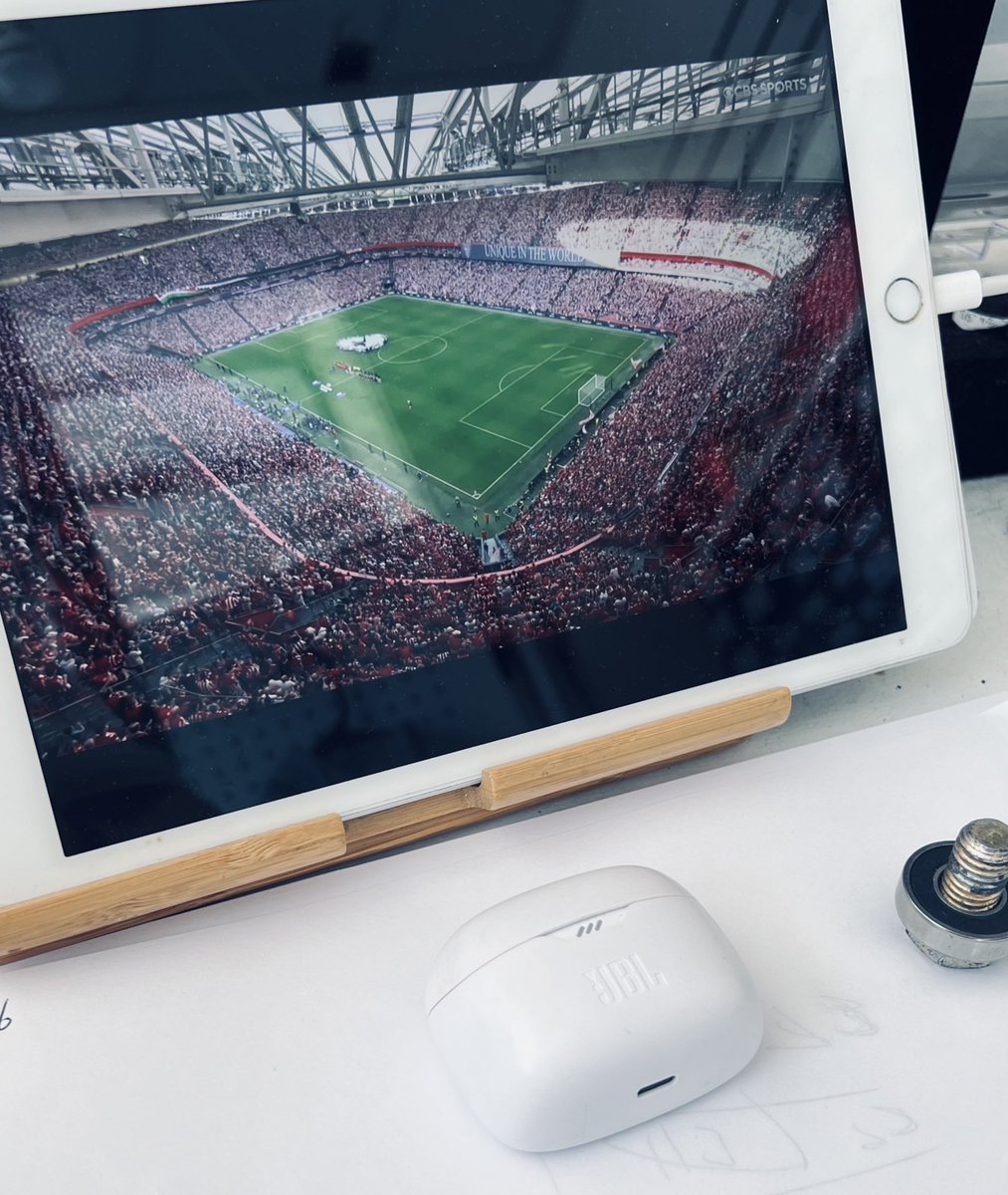 Yaşayabilene Arsenal heryerde 😉 #COYG #UCL