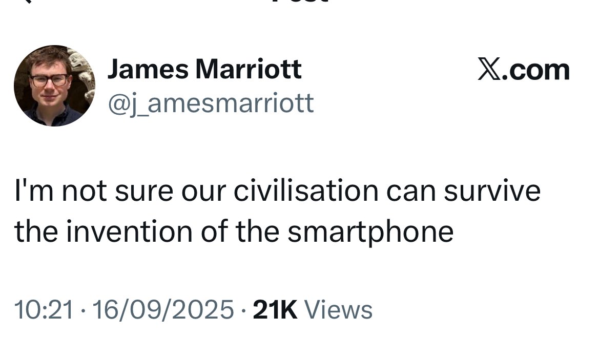 LouisAnslow's tweet image. Smartphone derangement syndrome