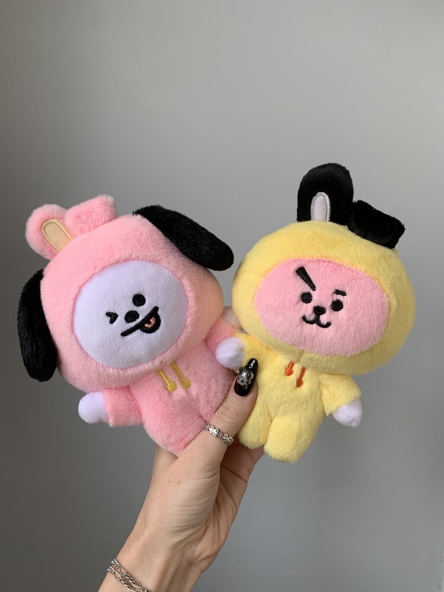 THEYRE DRESSED AS EACH OTHER 😭