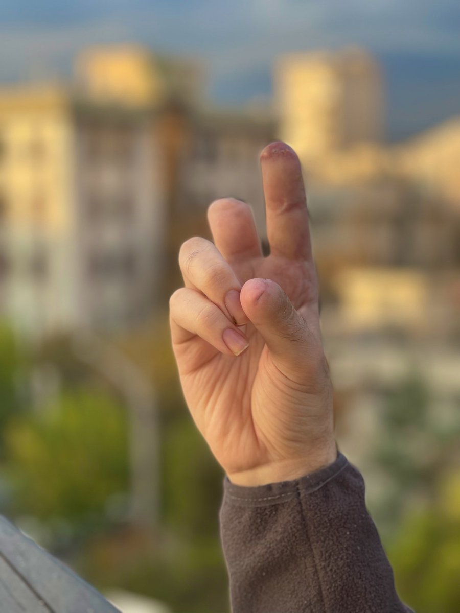 أخي و حبيبي
مبعثُ إفتخاري🤍