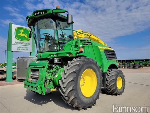 FarmsNews's tweet image. 2021 John Deere 9900 Harvester ⏬

Advanced header height control, 48 knives with DuraLine holder, HarvestLab, AutoTrac activation GS3, guidance-ready, dual header drive, and more.

usfarmer.com/hay-and-forage…

#Harvester