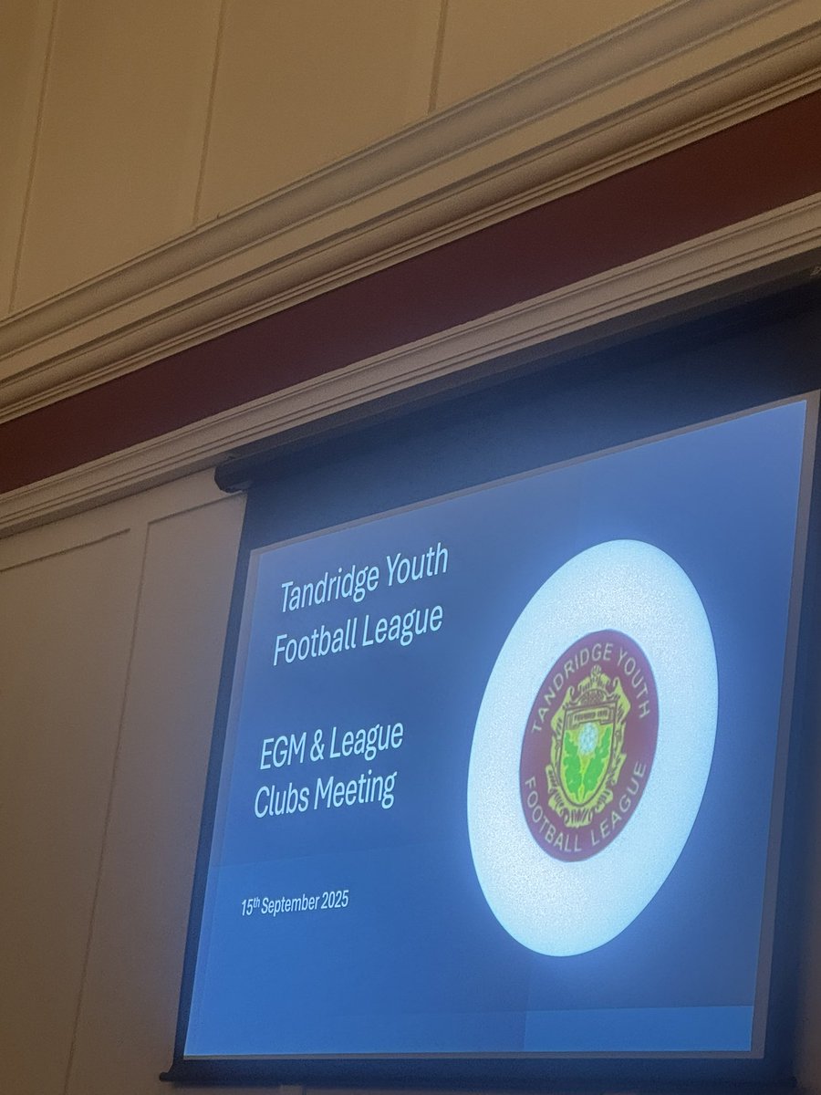 Pleasure last night to get out and deliver a session to a local youth football league match officials and clubs ahead of the new season and the changes to the laws for the up and coming season ⚽️💪