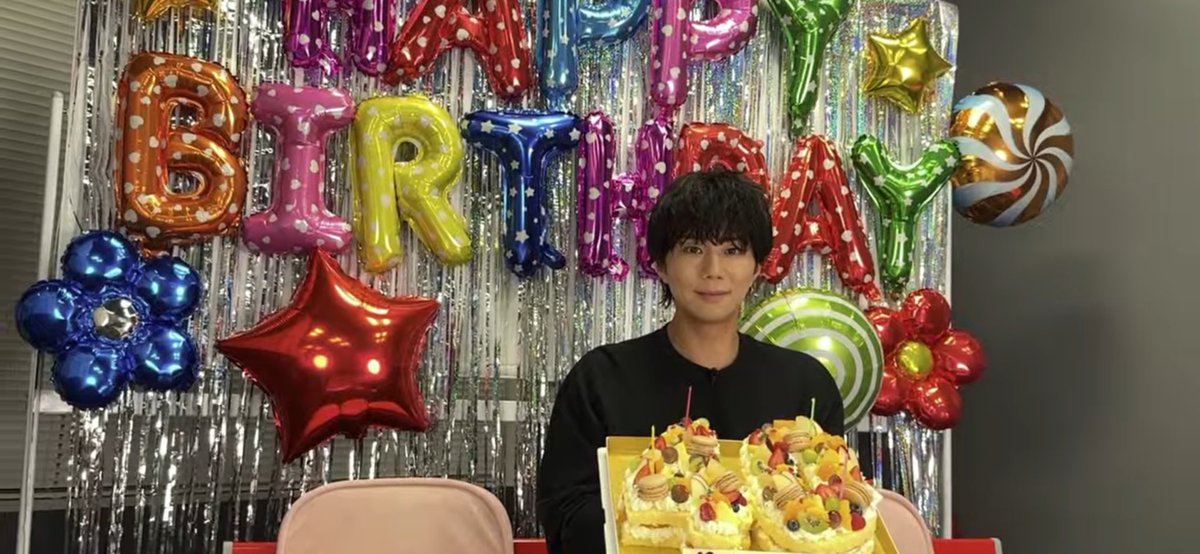 rie_rie0917's tweet photo. お誕生日おめでとう(40)✨✨✨
前夜祭🎂配信楽しかった❣️
かわいい♡

#北山宏光_HBD https://t.co/K0T6gfXIZQ