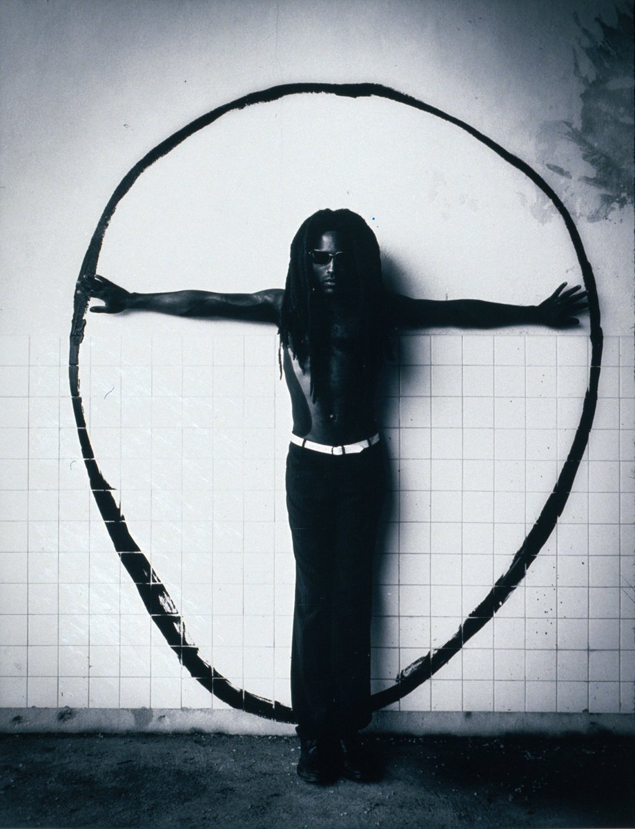 LennyKravitz's tweet image. Circus - Album Photography by @RuvenAfanador, 1995.