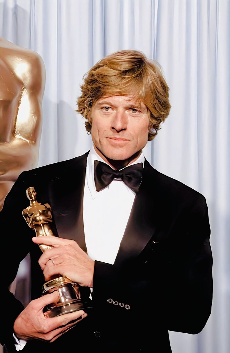 El fallecimiento de Robert Redford deja un hondo vacío en quienes desde la niñez lo conocimos. Sus actuaciones en Butch Cassidy, El golpe, Los hombres del presidente y Memorias de África son inolvidables. Como director obtuvo el premio Oscar en 1980 por Gente común. DEP.
